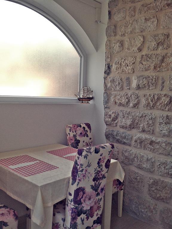 Kotor Kelly Apartments Room photo